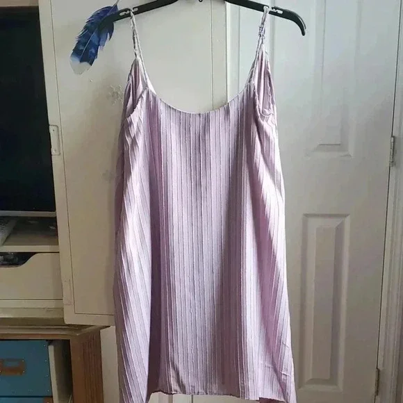 BCBG MAXAZRIA LILAC DRESS - Picture 3 of 5